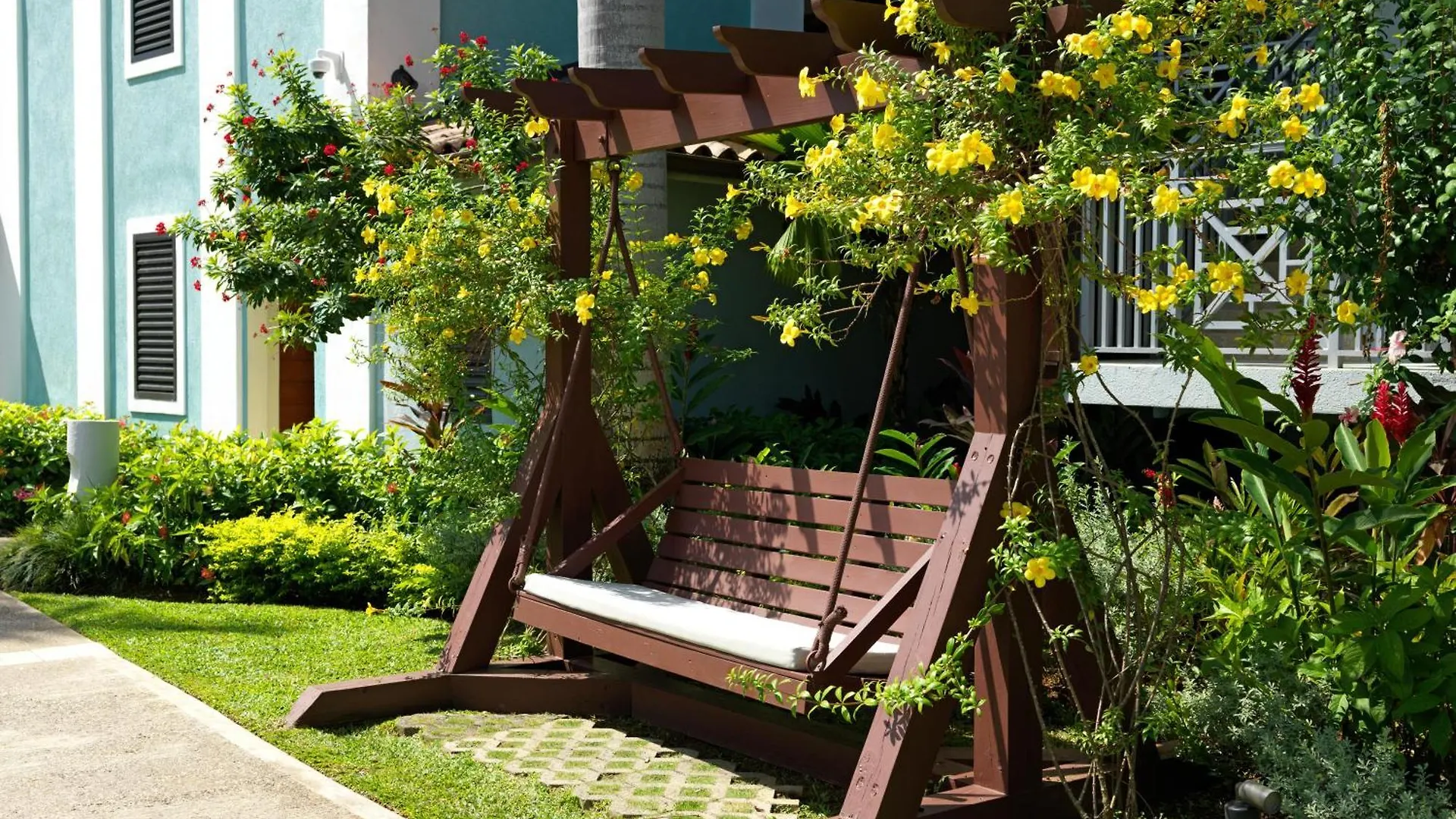 *****  Sandals Negril Beach All Inclusive Resort And Spa - Couples Only Ямайка