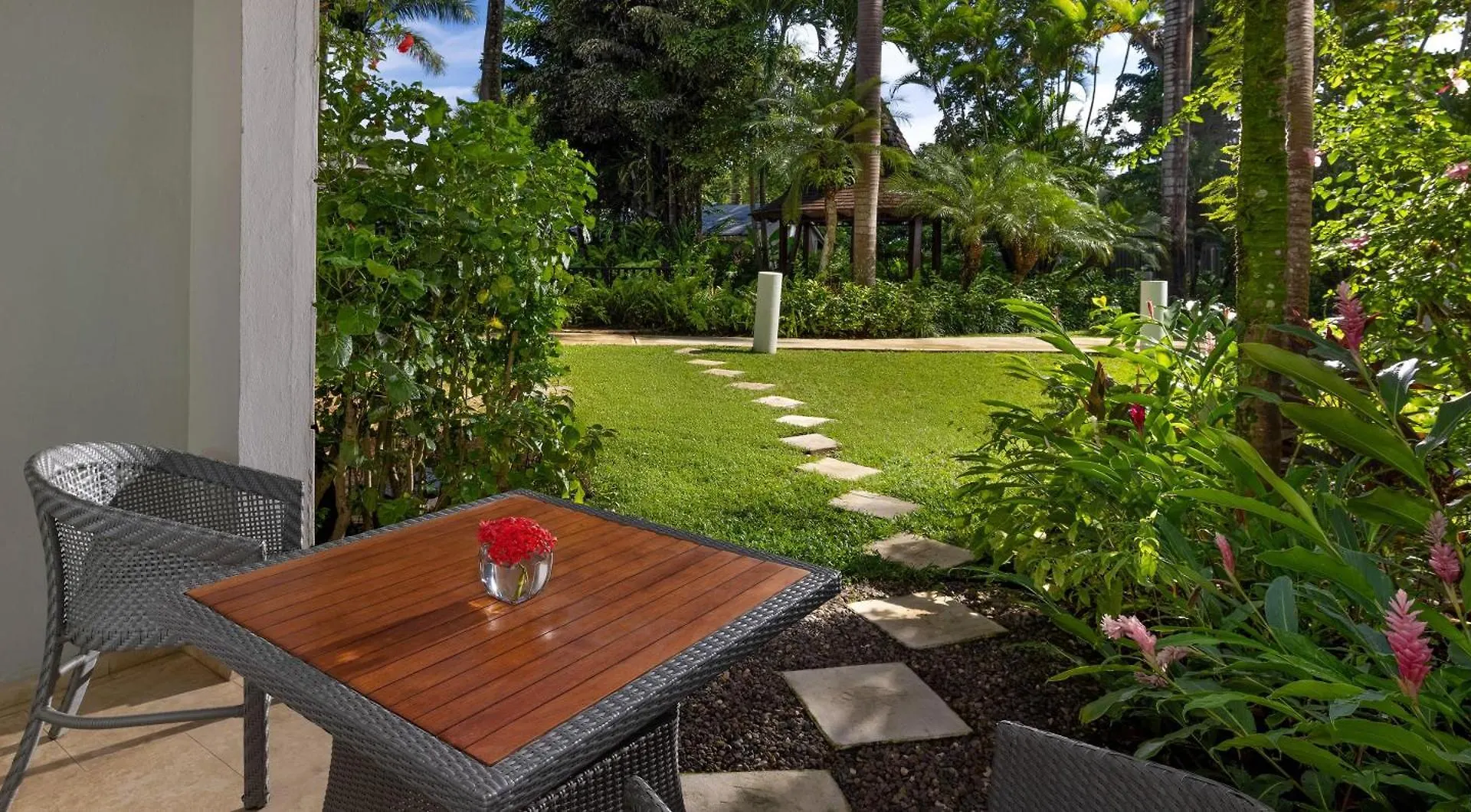 *****  Sandals Negril Beach All Inclusive Resort And Spa - Couples Only Ямайка
